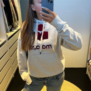 Grå hoodie från isabel marant - Så fin hoodie i bra skick!!