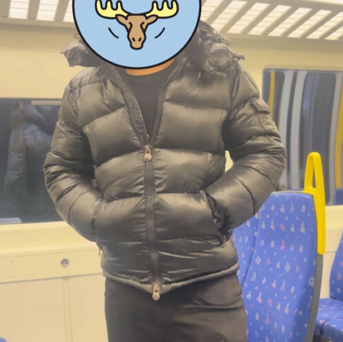 Svart pufferjacka från Moncler - 90