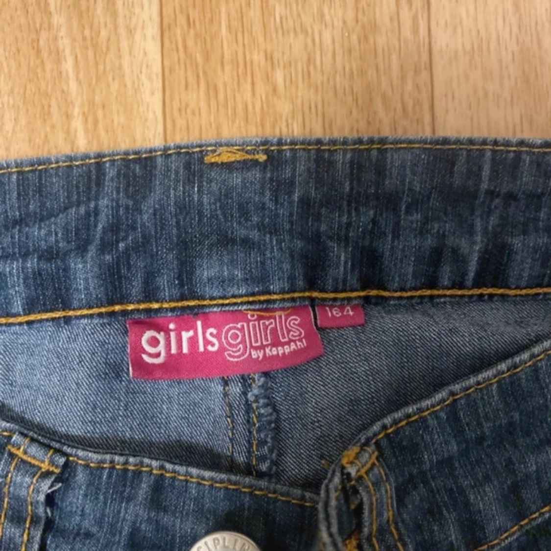 Blå jeans från KappAhl - 91