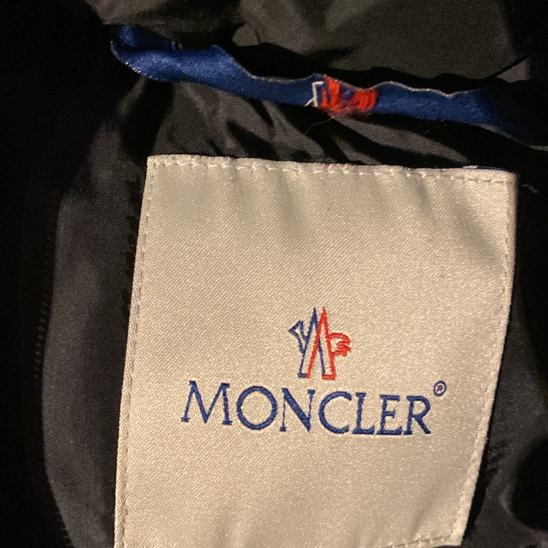 Moncler jacka  - 93