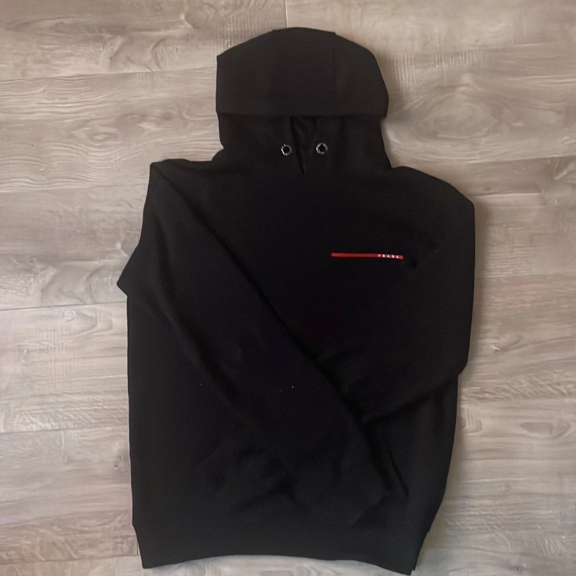 Svart hoodie från Prada
