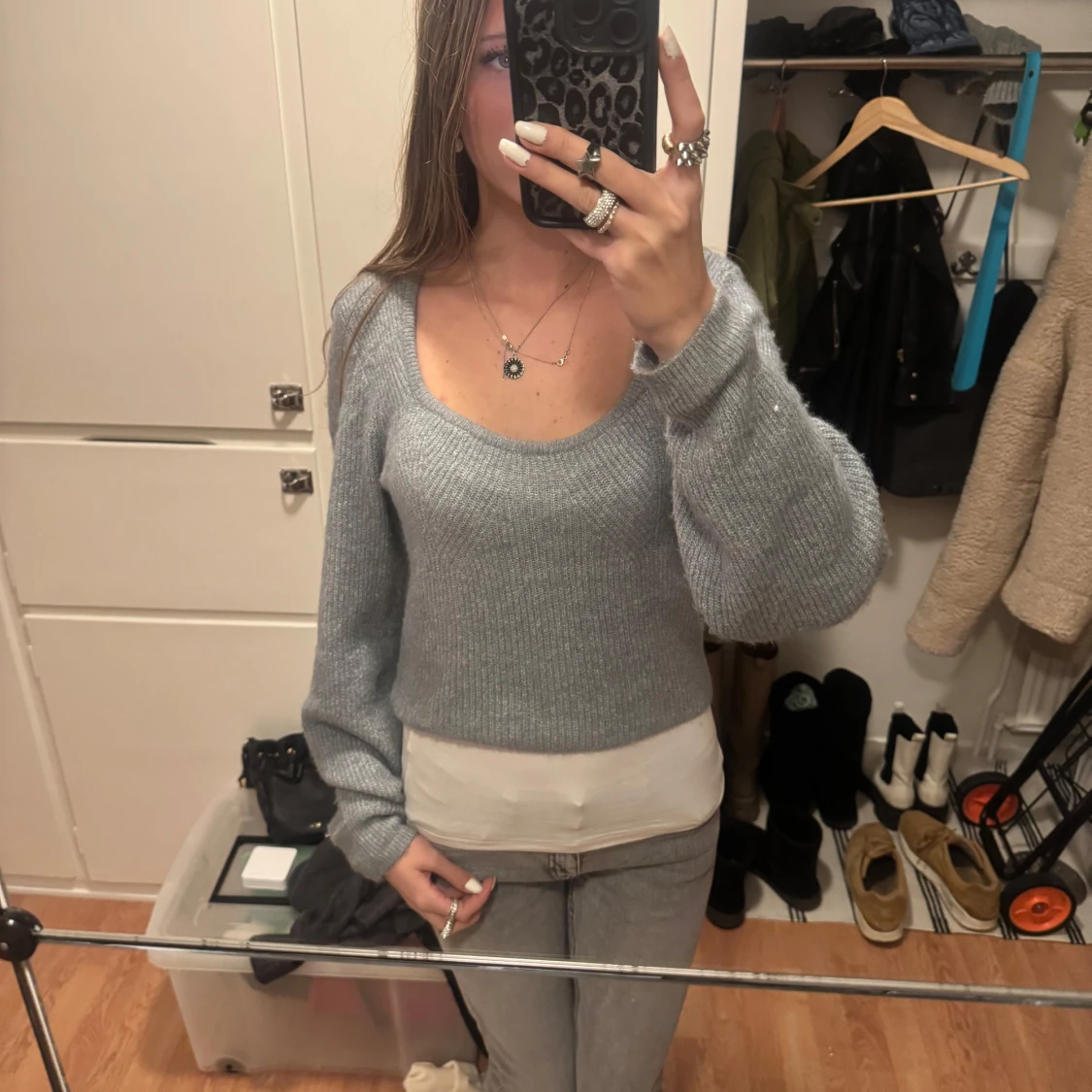 Grå stickad tröja från H&M - 91