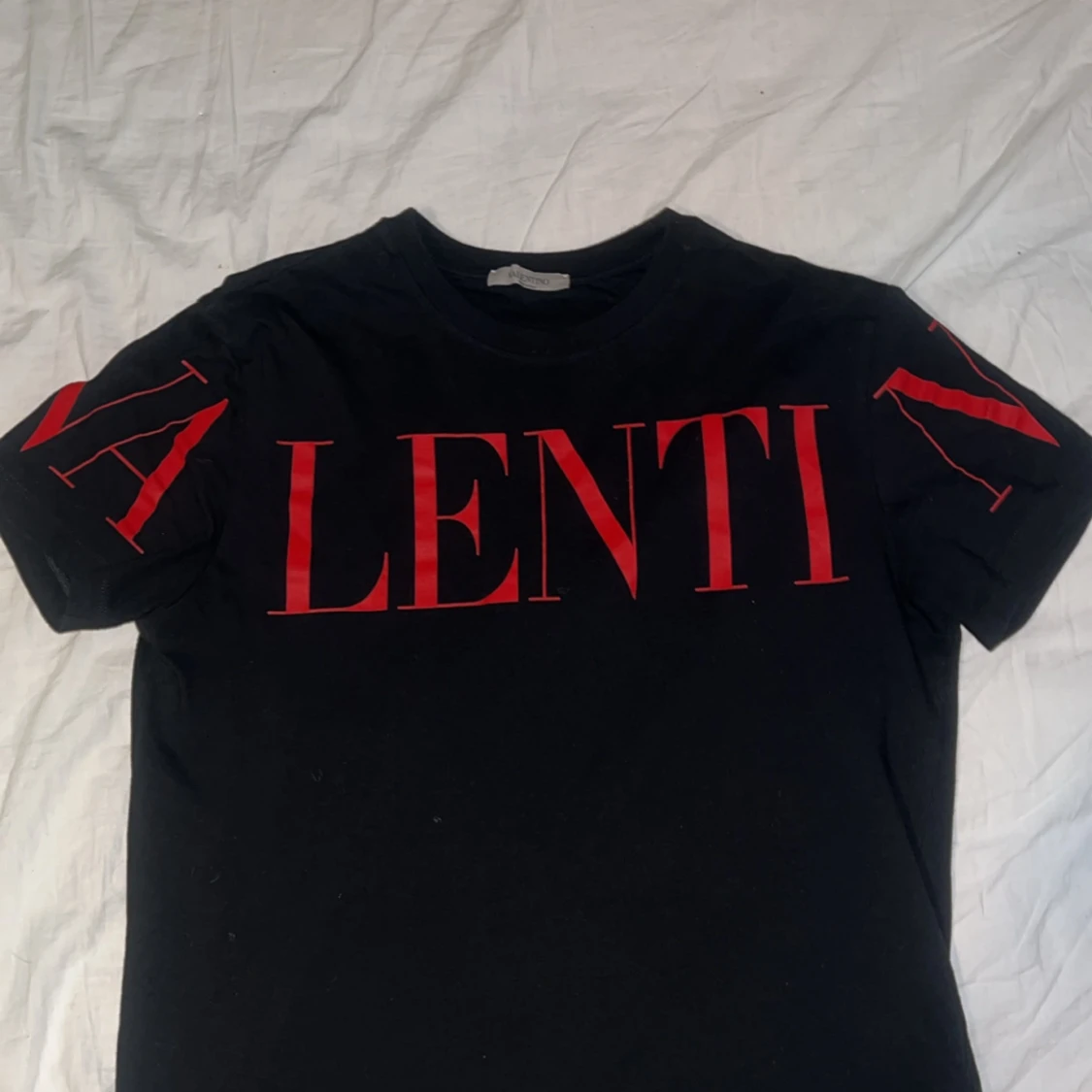 Svart t-shirt från Valentino