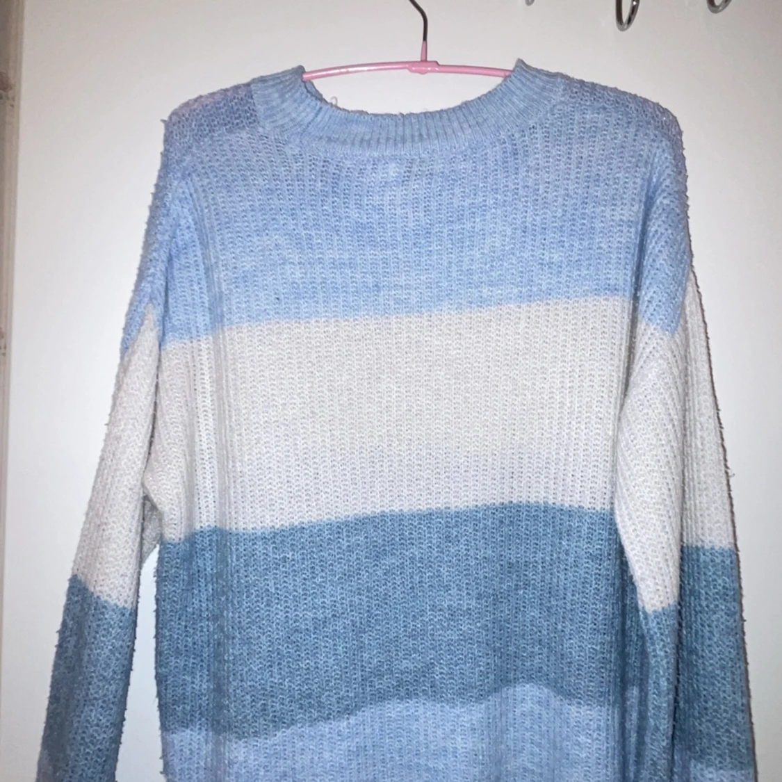 Stickad tröja