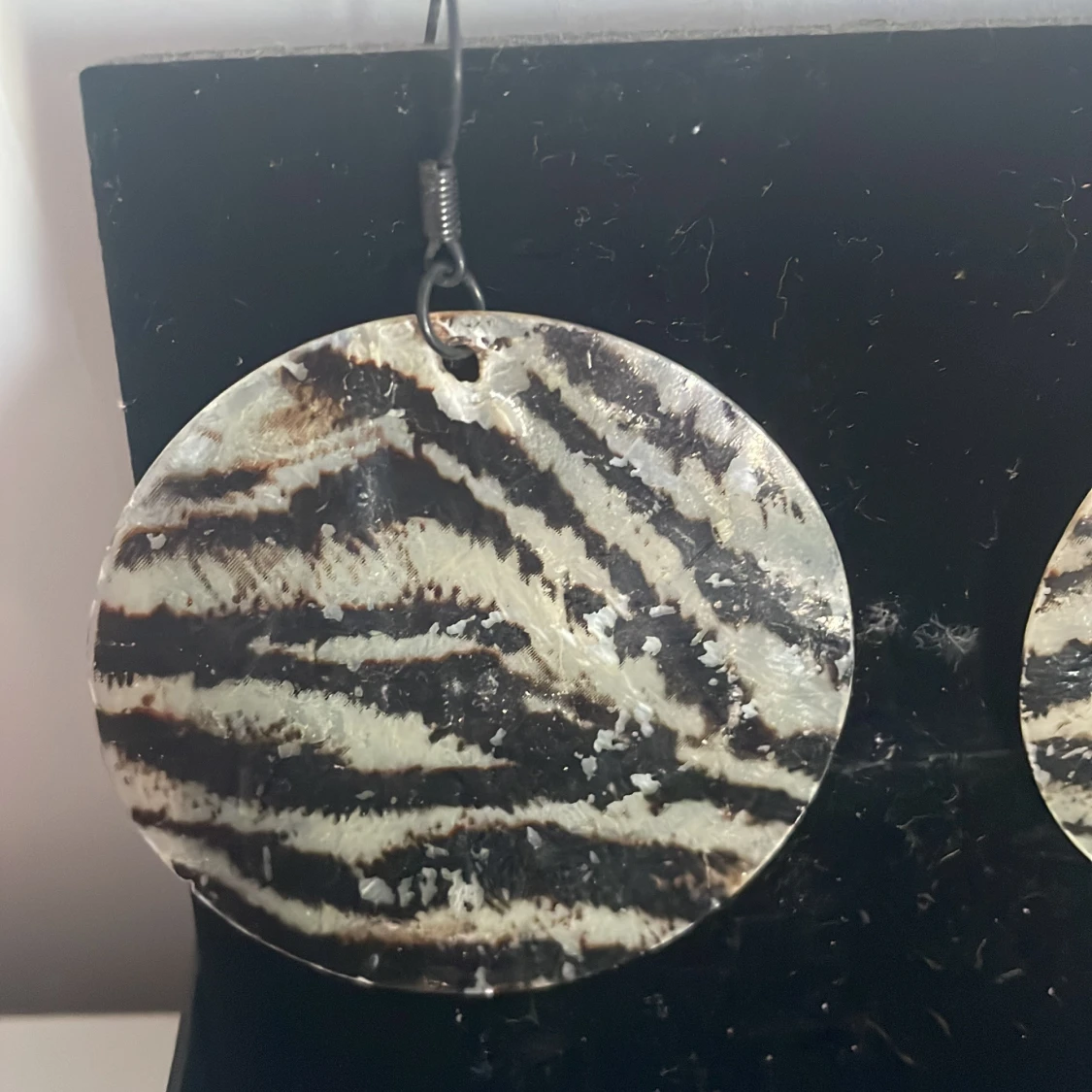 Zebramönstrade örhängen - 90