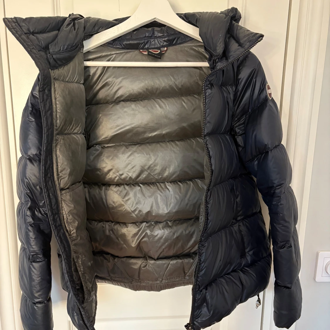 Mörk blå dunjacka från Colmar - 90