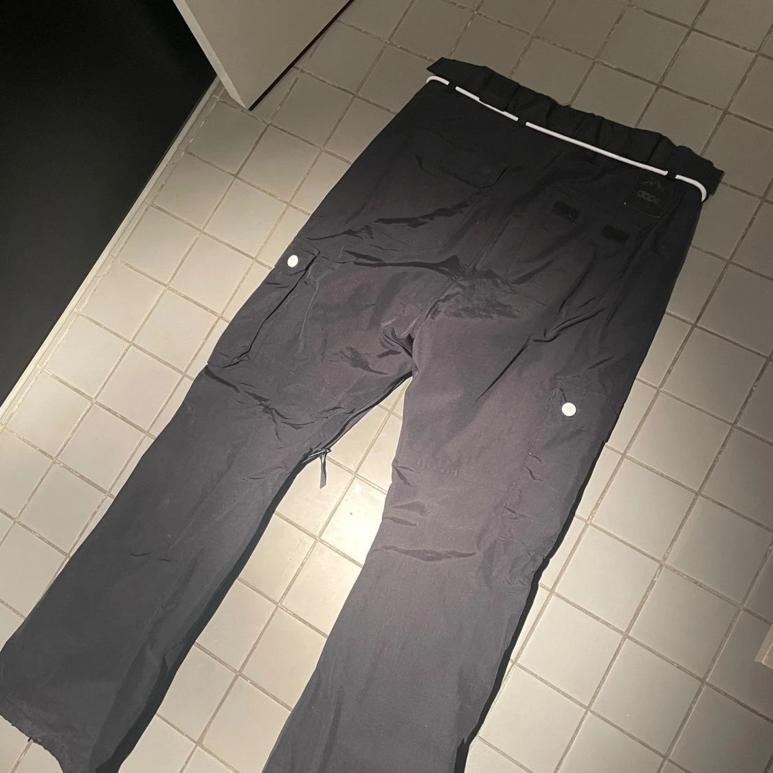 Svarta dope snowboard / skid byxor strl S - 90