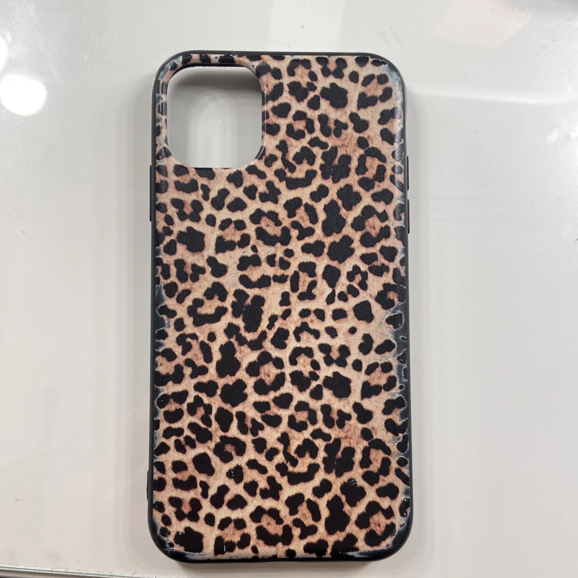 Leopardmönstrat mobilskal iphone 11