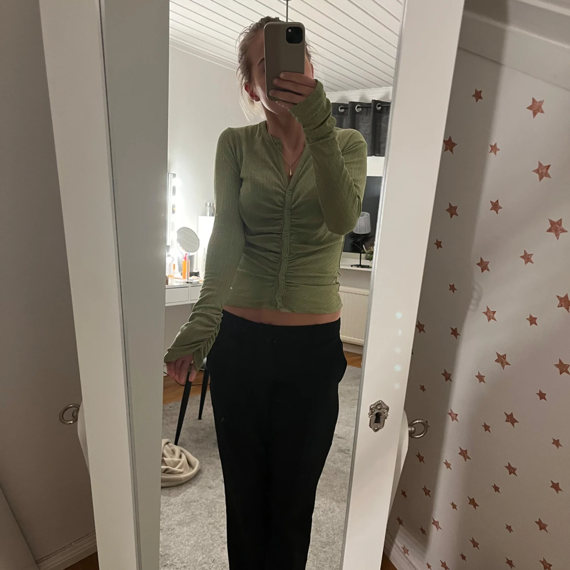 Grön ribbad topp - 90