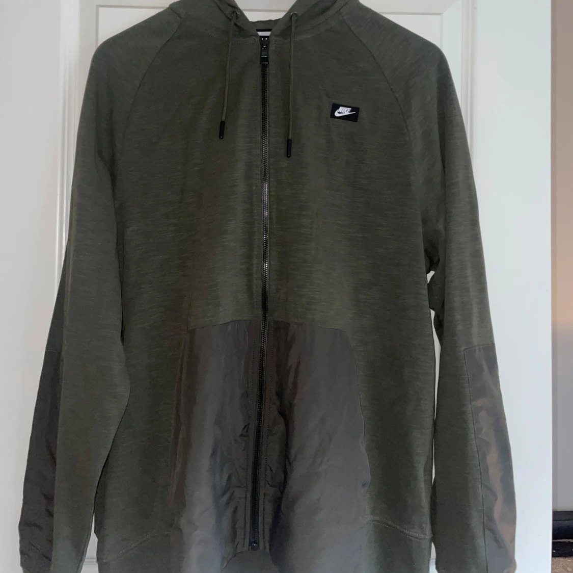 Grön hoodie från Nike