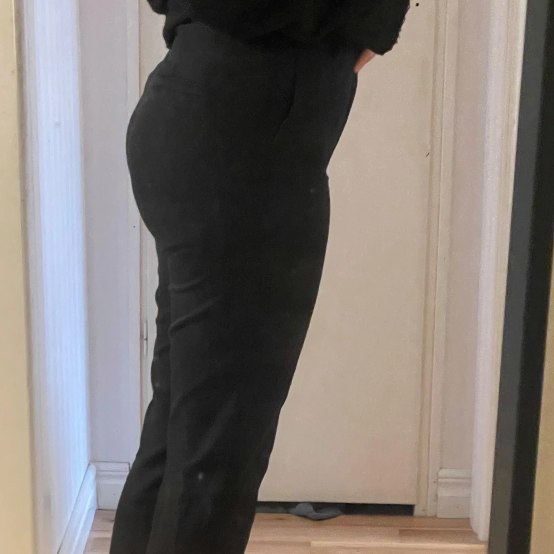 Svarta kostymbyxor - 92