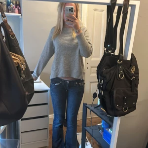 Grå stickig tröja - Bra skick bra till hösten 