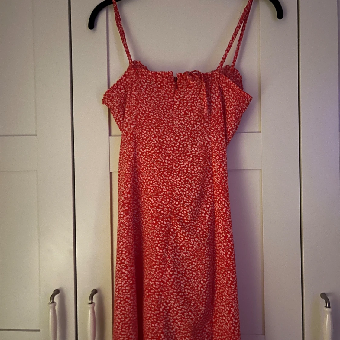 Röd klänning  - 92
