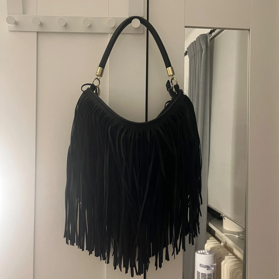 Svart h&m handväska 