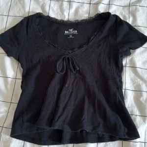 Topp - Så gullig topp från hollister. Säljer pga att jag inte använder den💓💞