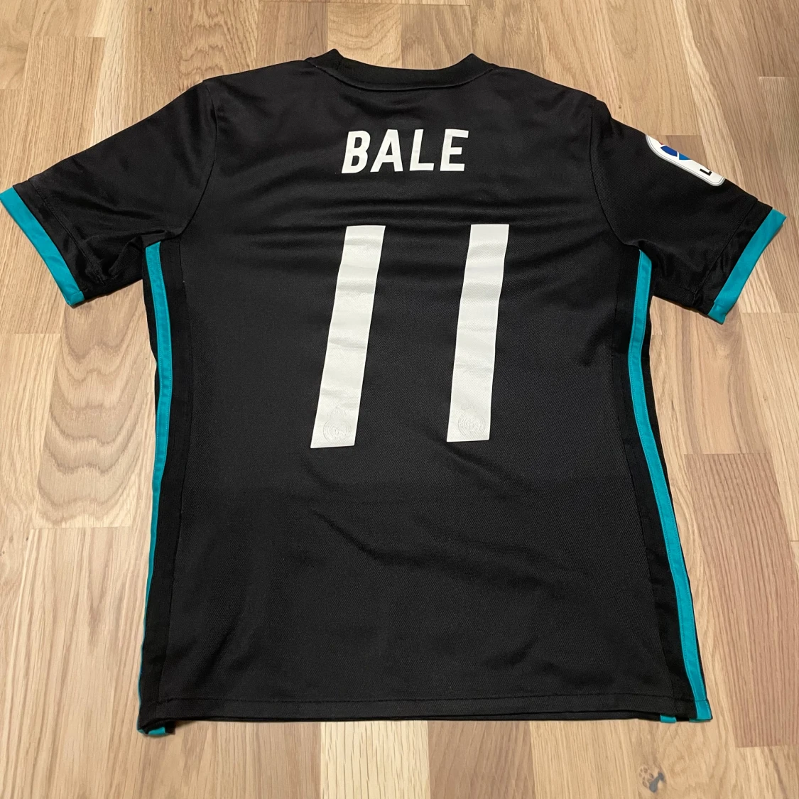 Real Madrid borta 17-18 retro tröja - 1