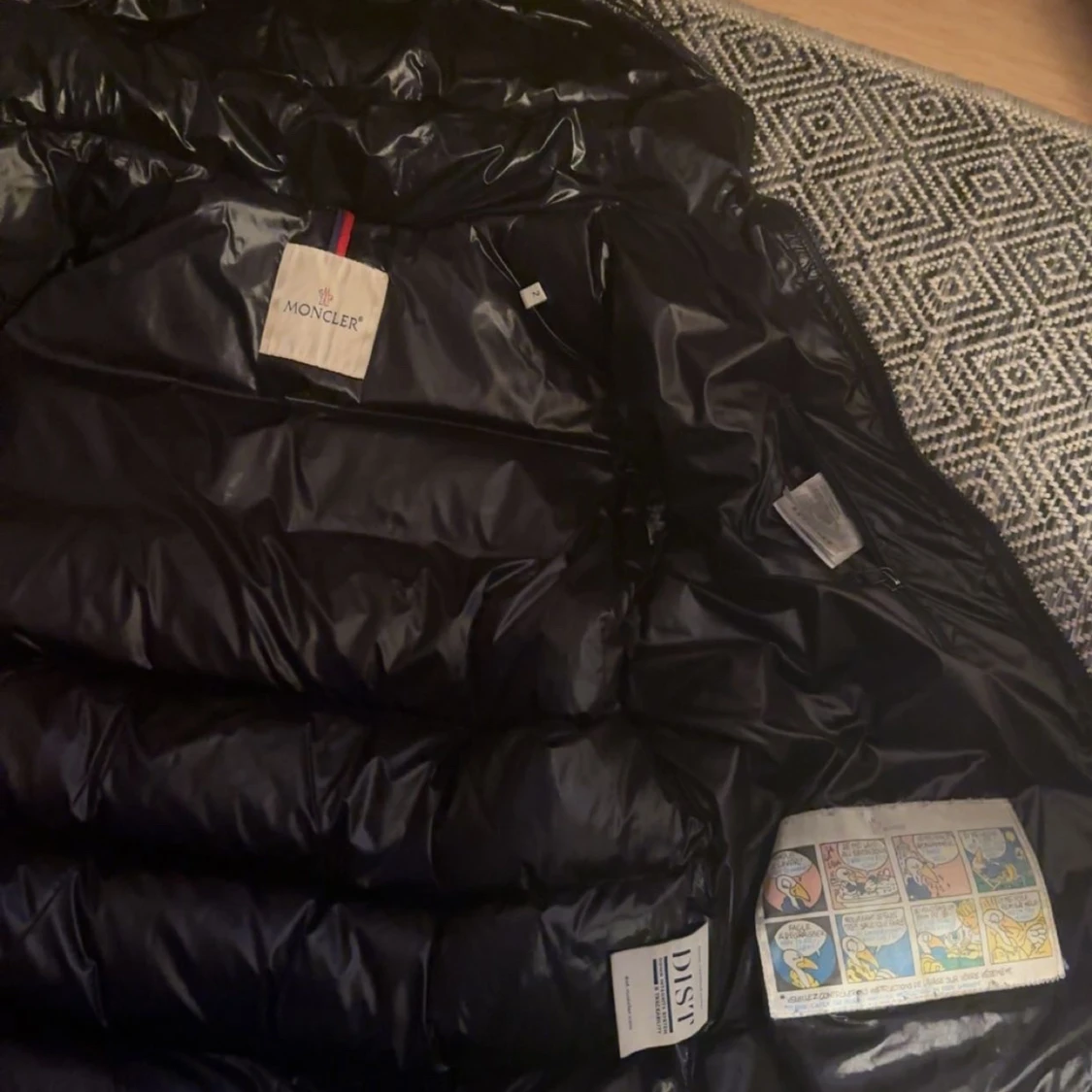 Svart dunväst från Moncler - 90