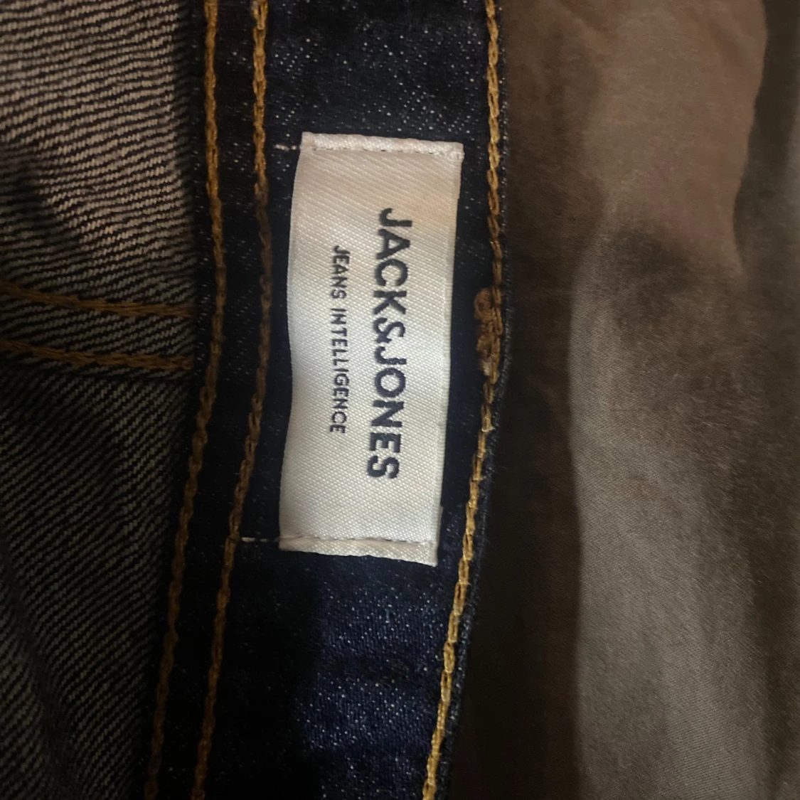 Mörkblå jeans från Jack & Jones - 91