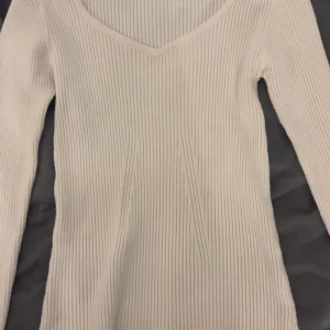 Stickad tröja från Kappahl  - Använd fåtal gånger 