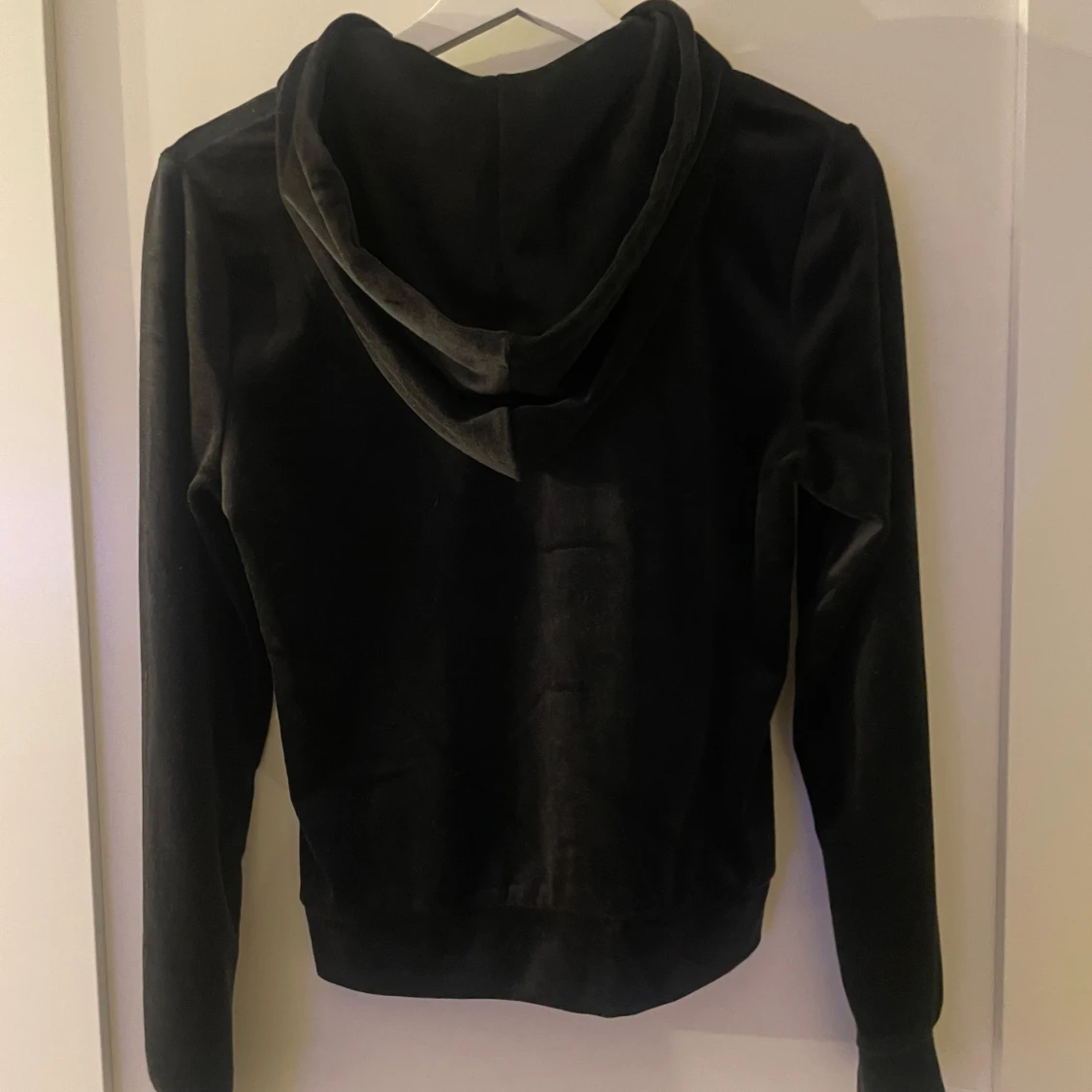 Luvtröja från Gina  - 90