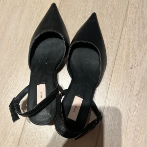 Låga klackar - Använda en gång Normala i strl  Klack 5cm