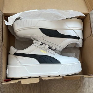 Puma skor - Aldrig använda endast testade då dom är för stora på mig!!  Nypris: 949 kr 