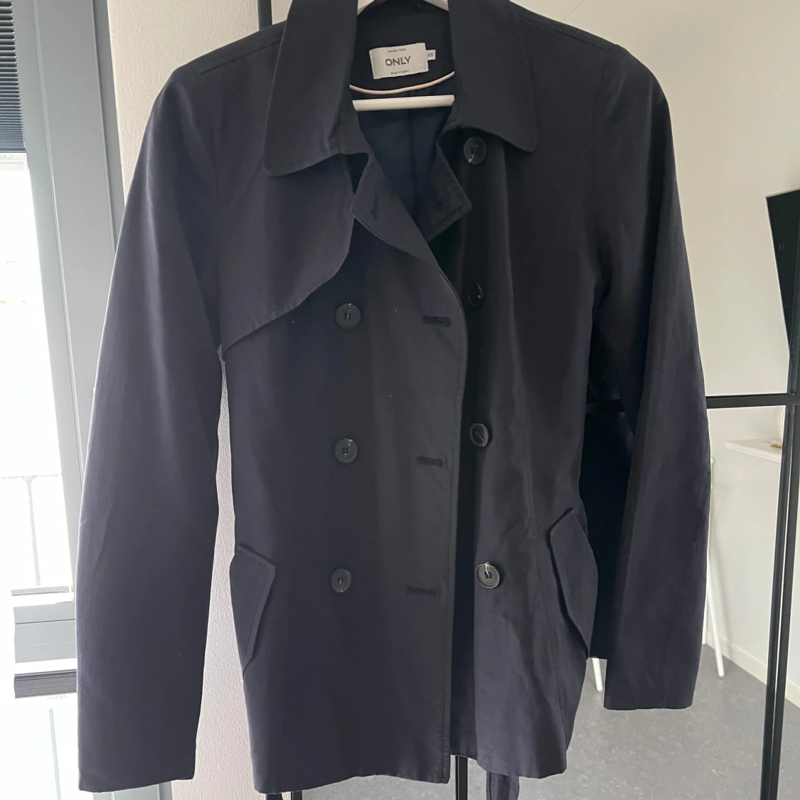 Svart kappa från ONLY - 90