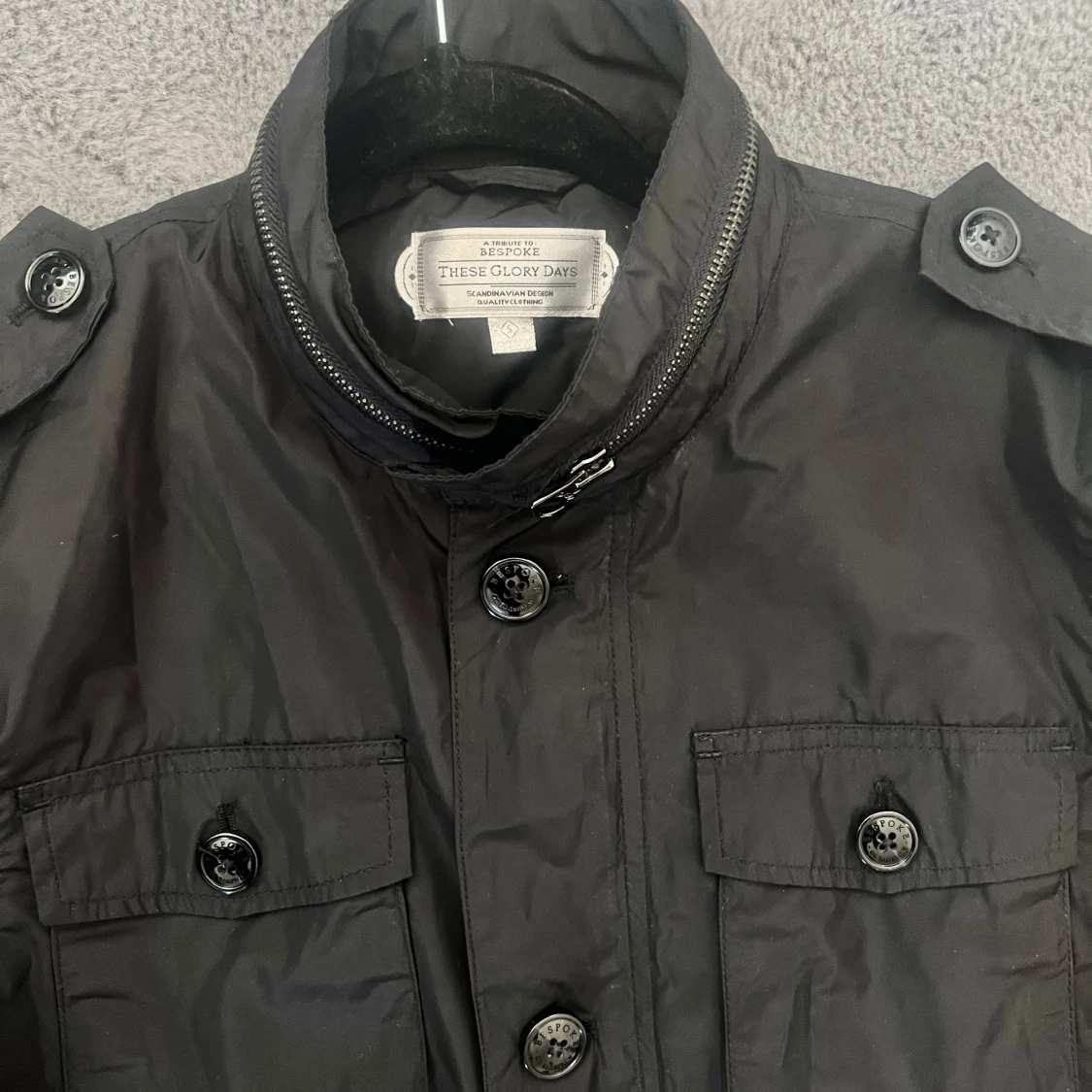 These Glory Days jacka  - 90