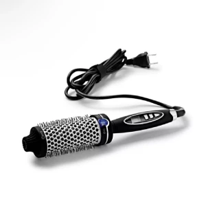 Värmeborste  - En värmeborste som är 38mm. Endast testad! Men de va inget för mig så säljer den vidare. Köpt för 499kr och säljer för 350kr