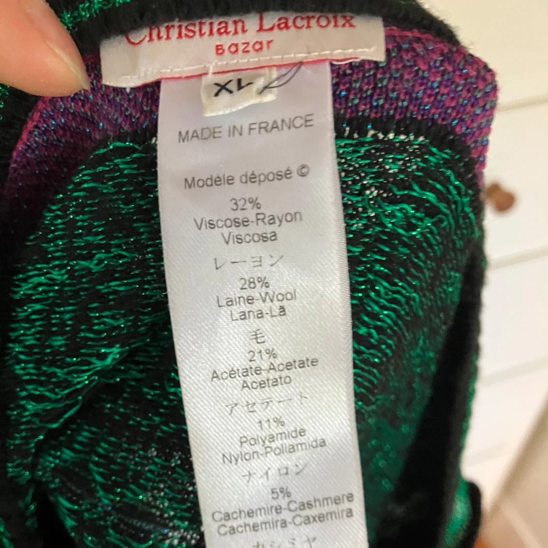 Gullig tröja från Christian Lacroix - 93