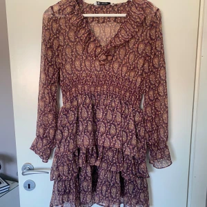 Klänning 💕 - Festlig klänning som aldrig kommit till användning