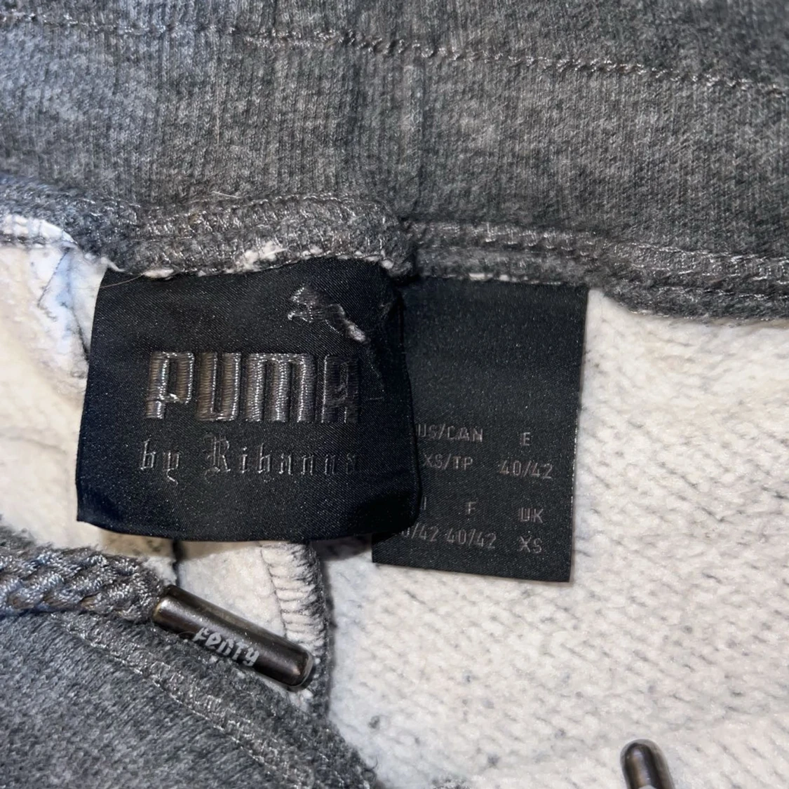 Rihanna x puma sweatpants - 93