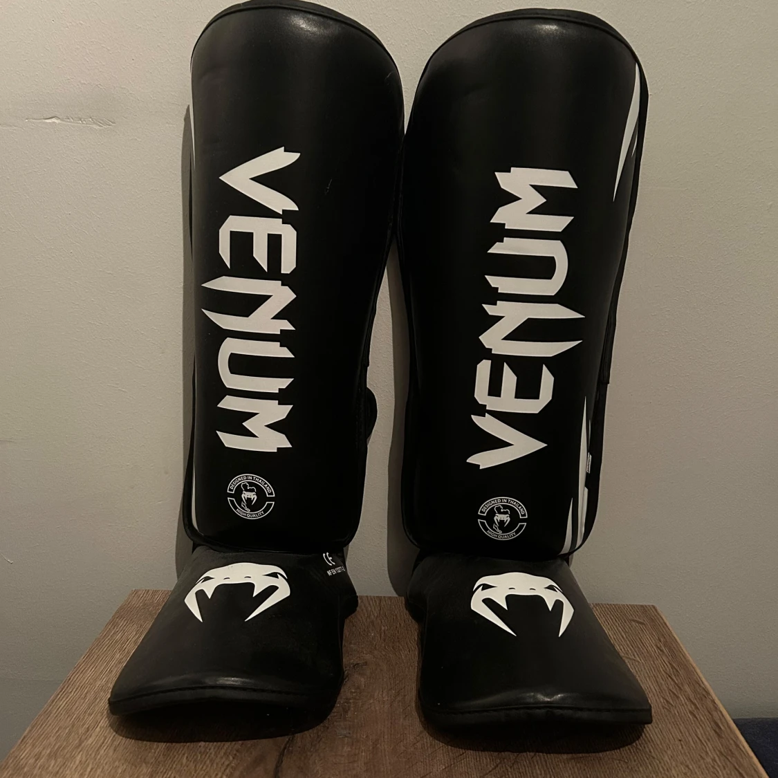 VENUM Challenger - Shinguards