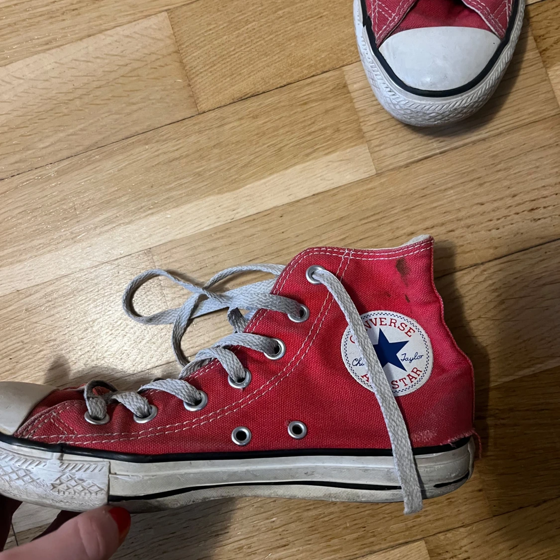 Conrverse röda - 92