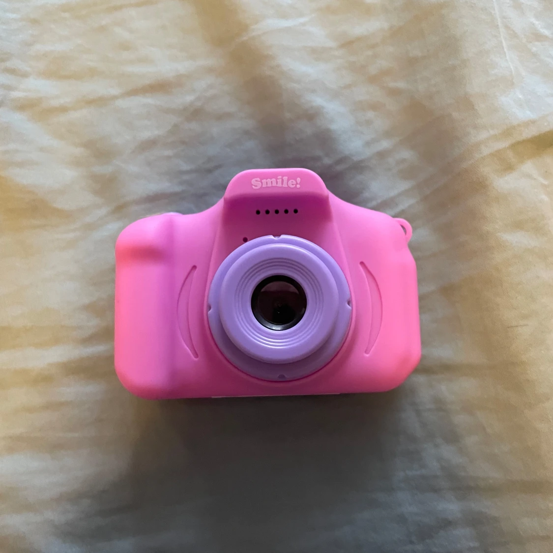 Liten rosa digitalkamera