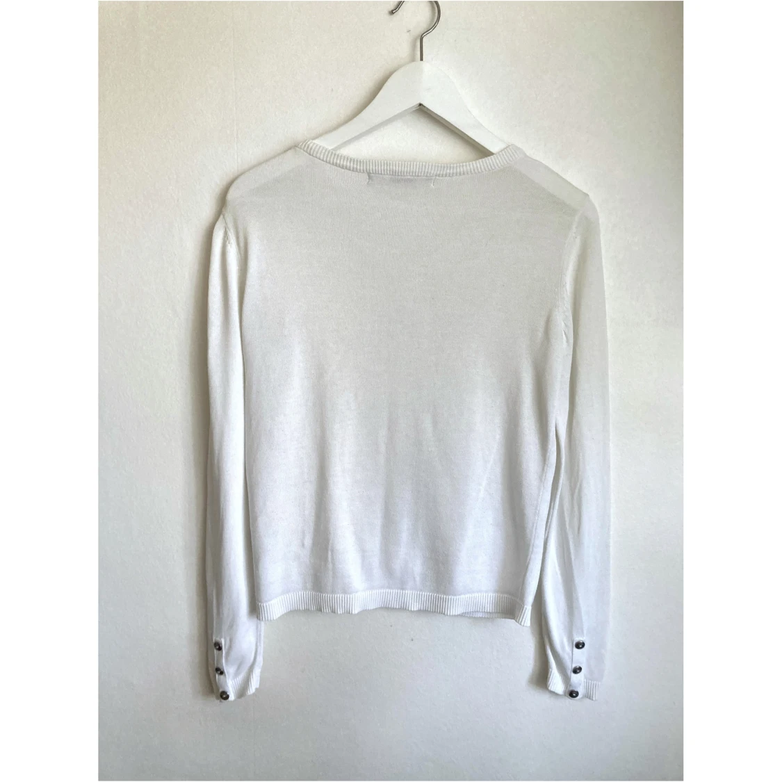 Vit finstickad kofta, M 38, bomull, klassisk, knappar, stilren, enkel, cardigan - 90