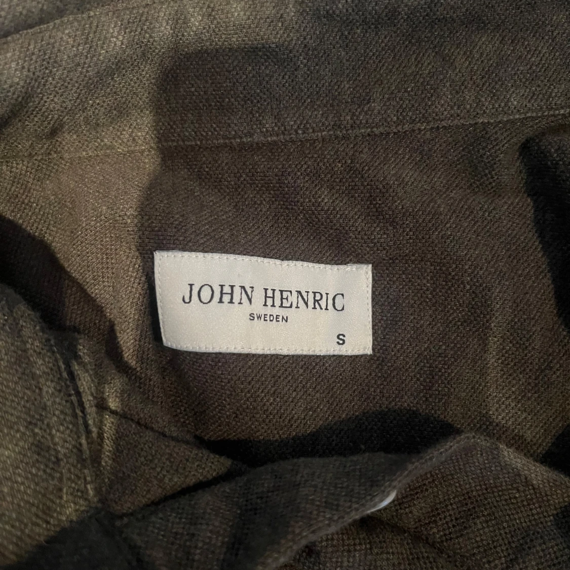 Grön  långärmad pikétröja från John Henric - 90