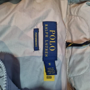 Jacka - Grå Ralph Lauren Polo jacka i nyskick