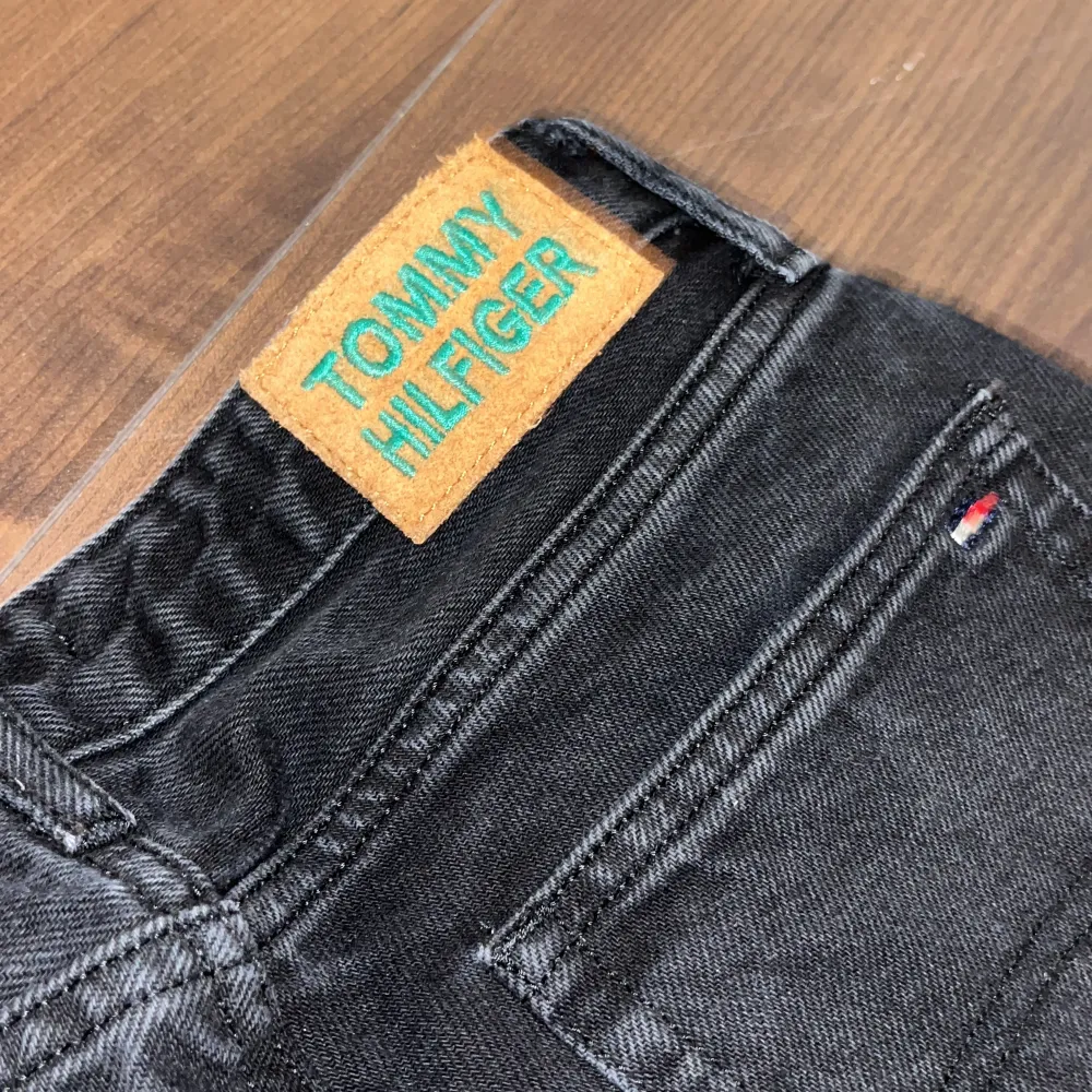 152cm  jeans tommy hilfiger. Jeans & Byxor.