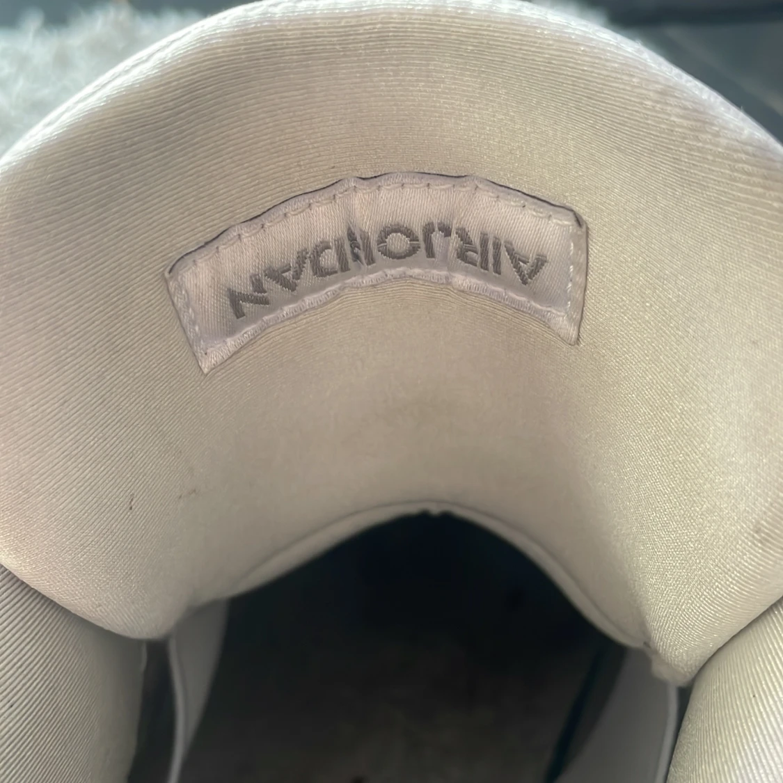 Jordan 4 Pure Money - 92