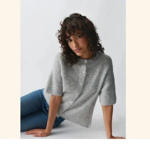 Stickad tröja - Så fin tröja som är slutsåld på hemsidan❤️