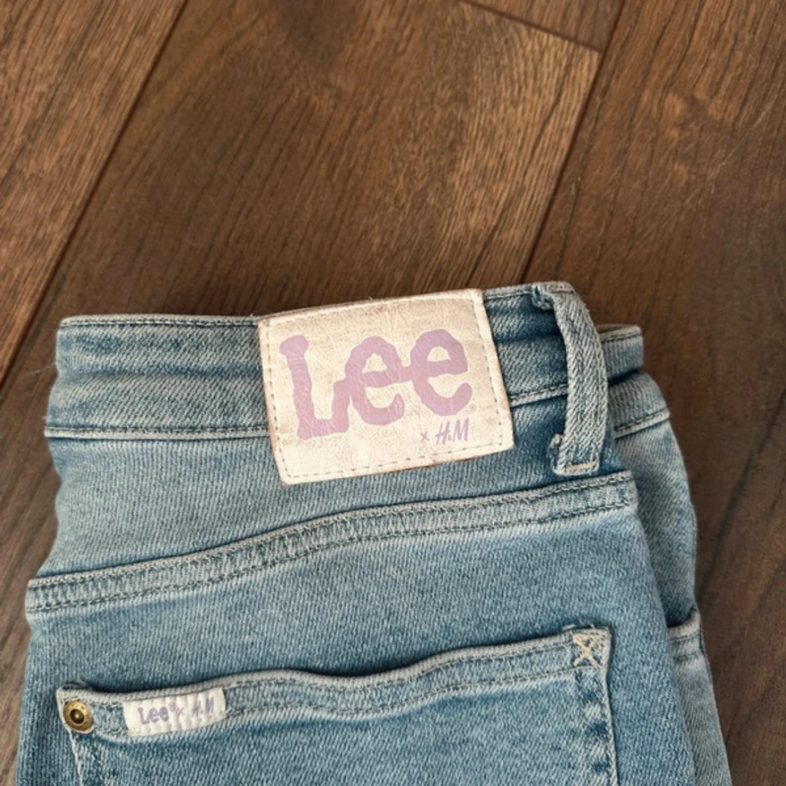 Ljusblå jeans från Lee x H&M - 91