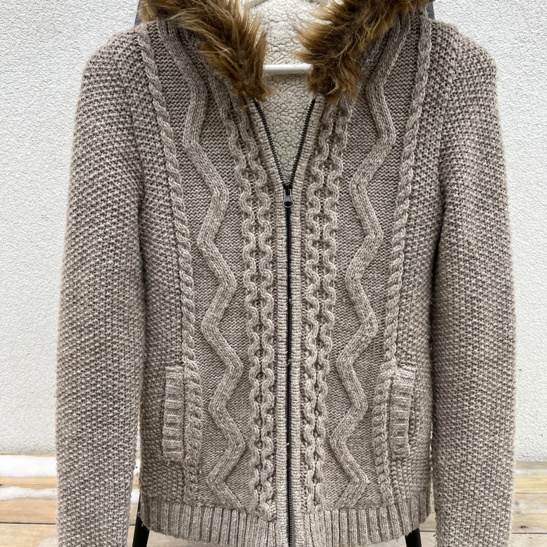 Stickad cardigan