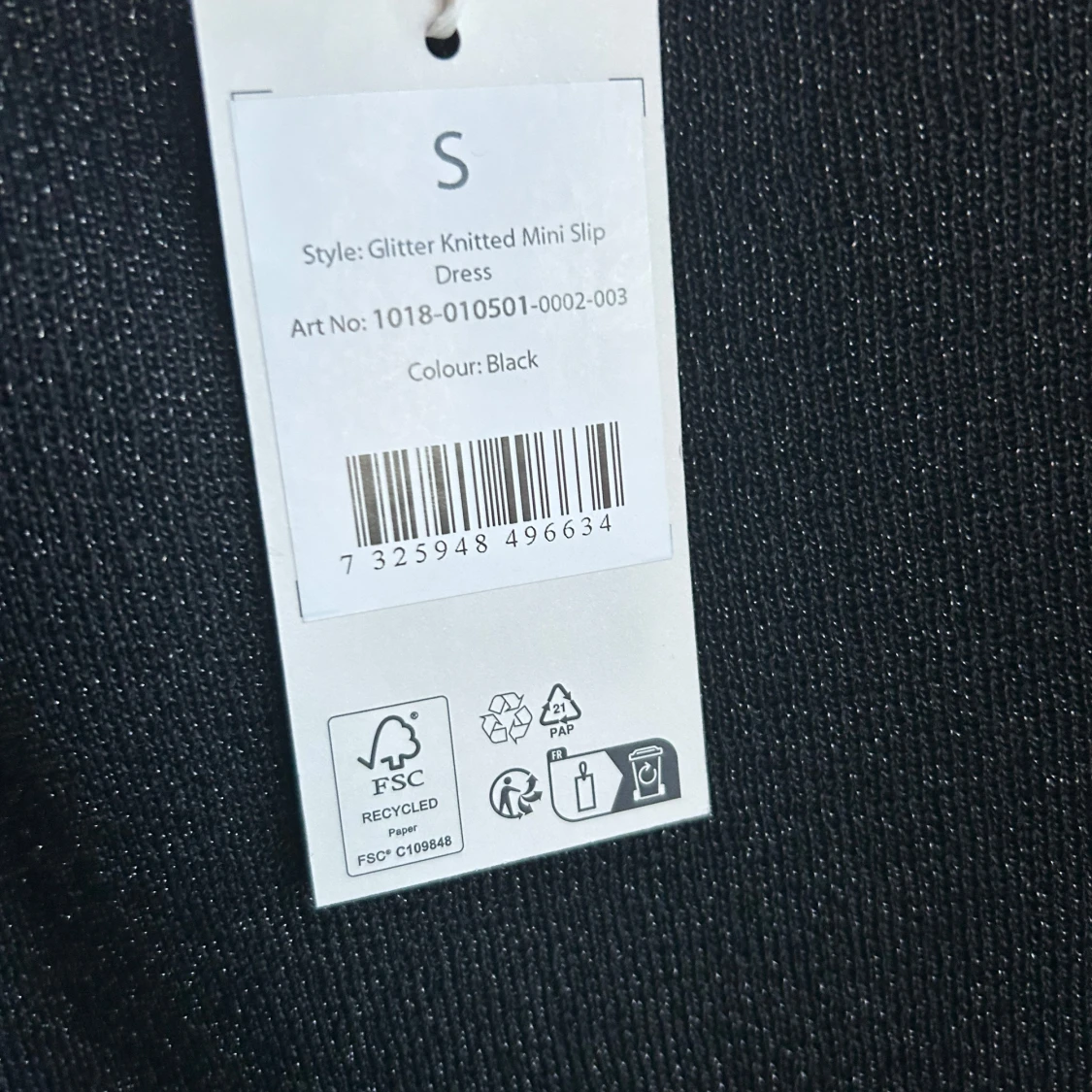 Glittrig stickad mini klänning - 93