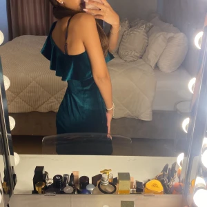 Fest klänning ! - Ny fest klänning som bara inte är min stil längre men den e jätte söt !