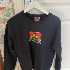 Ben Davis tröja  - Medel motigt skick