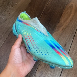 Adidas x spelportal fotbollskor - Använda rätt mycket   PRIS KAN DISKUTERAS   Nypris: 2700kr