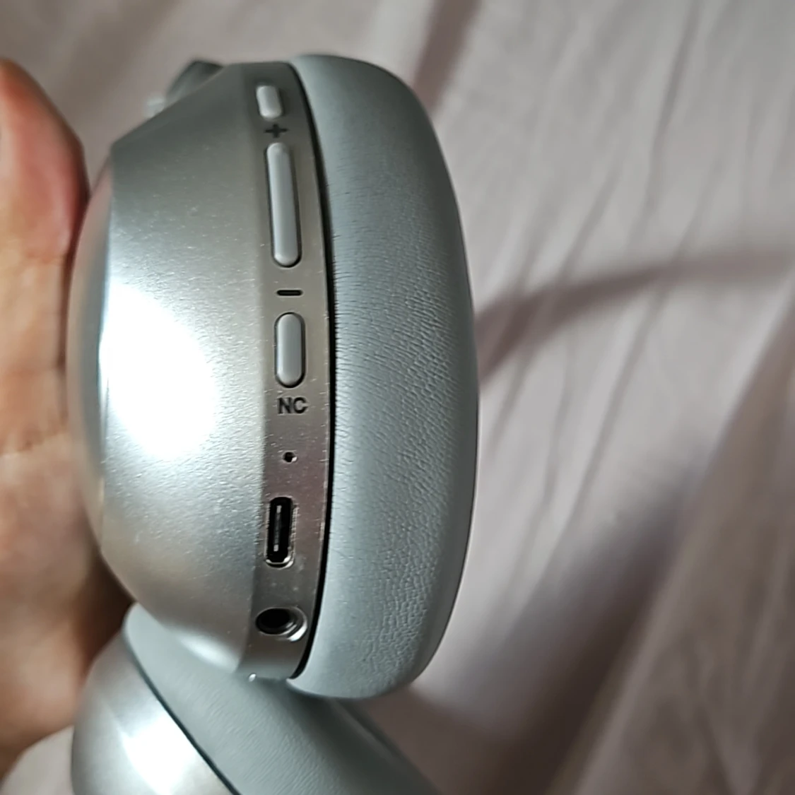 Brusreducerade hörlurar - 92