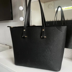 Handväska - kommer inte till användning 😊