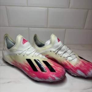 Adidas x 19.1 - Reserverad